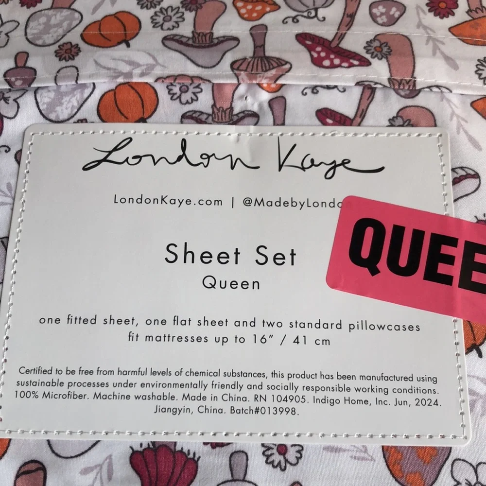 London Kaye MUSHROOMS & Pumpkins Print Sheet Set - QUEEN